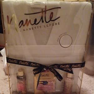 Bath Set / Sale price